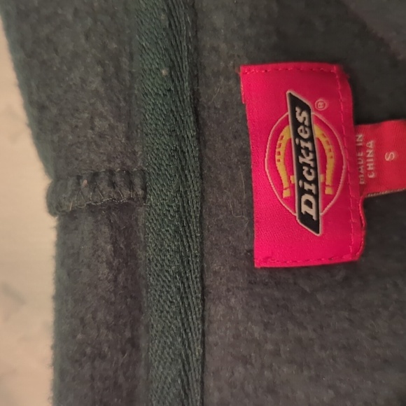 Dickies Cropped Hoodie Ultra-soft Forest Green Graphic Size Small - Picture 2 of 4